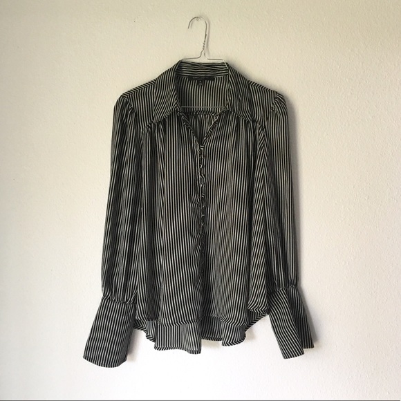 Romeo & Juliet Couture Tops - Black and White Striped Blouse w Flared Sleeve